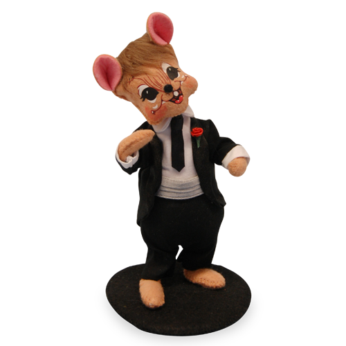Groom Mouse