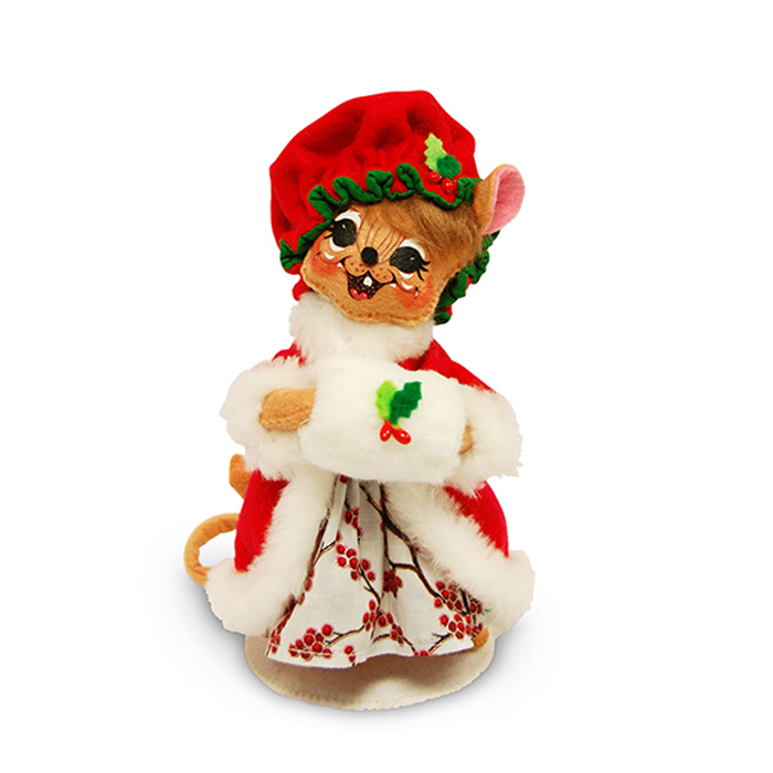 6 inch winter berry mrs mouse
