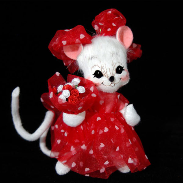 Annalee's Valentine's Day Collection: A Heartfelt History - Annalee Dolls