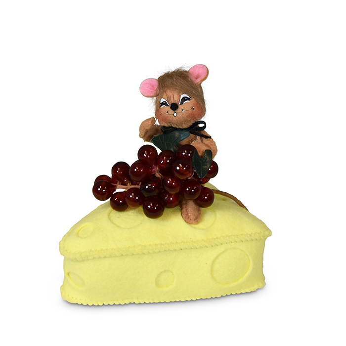 261119 5 inch Wine and Cheese Mouse