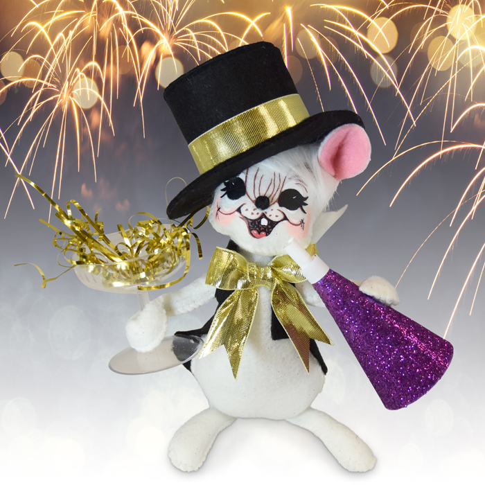 new year cheers mouse