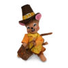 6 inch pilgrim boy mouse