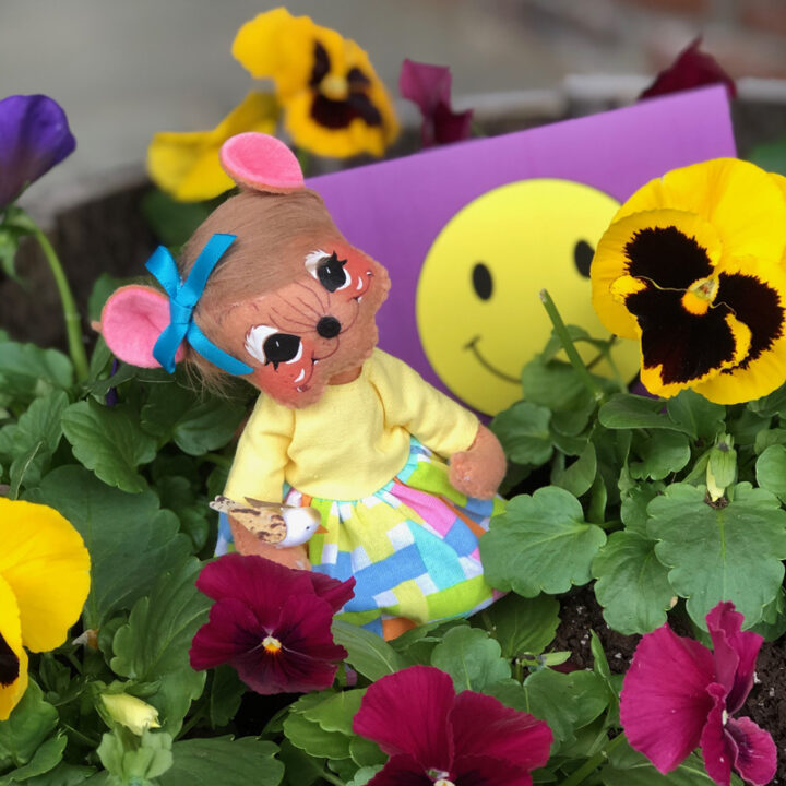 6in Spring Girl Mouse | Annalee Dolls