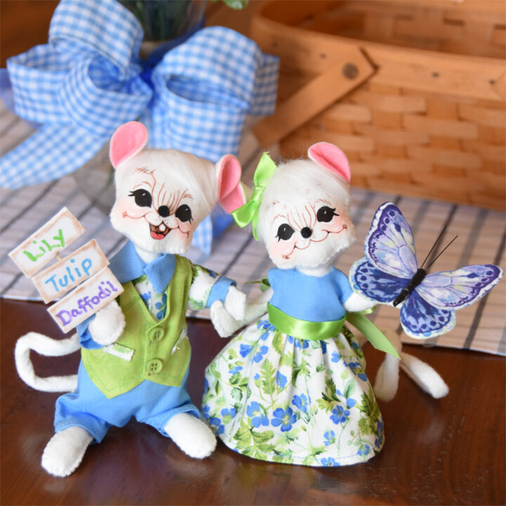 6in Mouse With Butterfly - Annalee Dolls