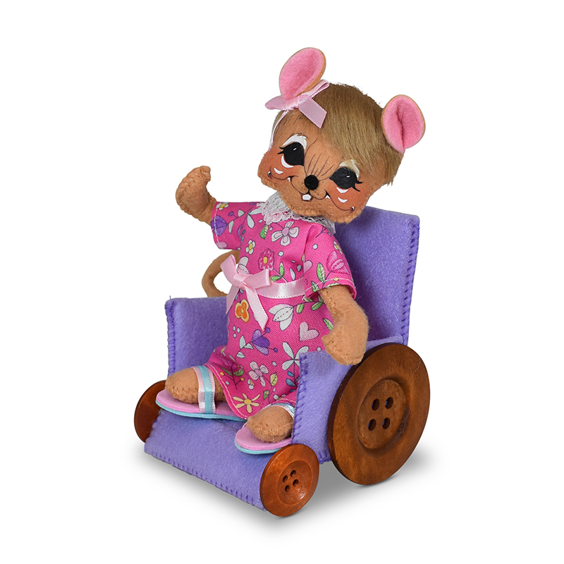 841022 6in Wheely Awesome Girl Mouse1-WEB