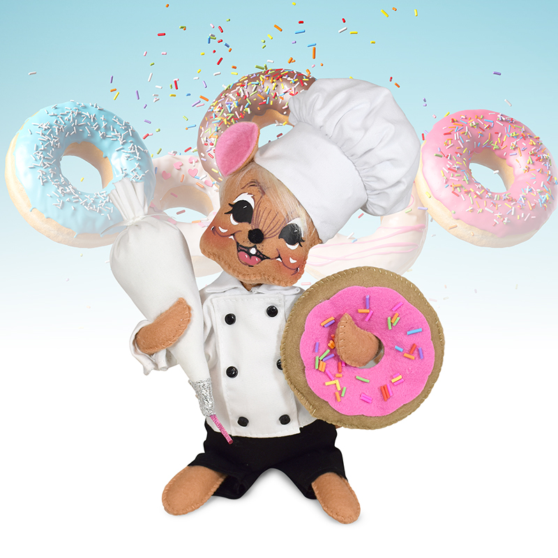 862022 8in Donut Chef Mouse