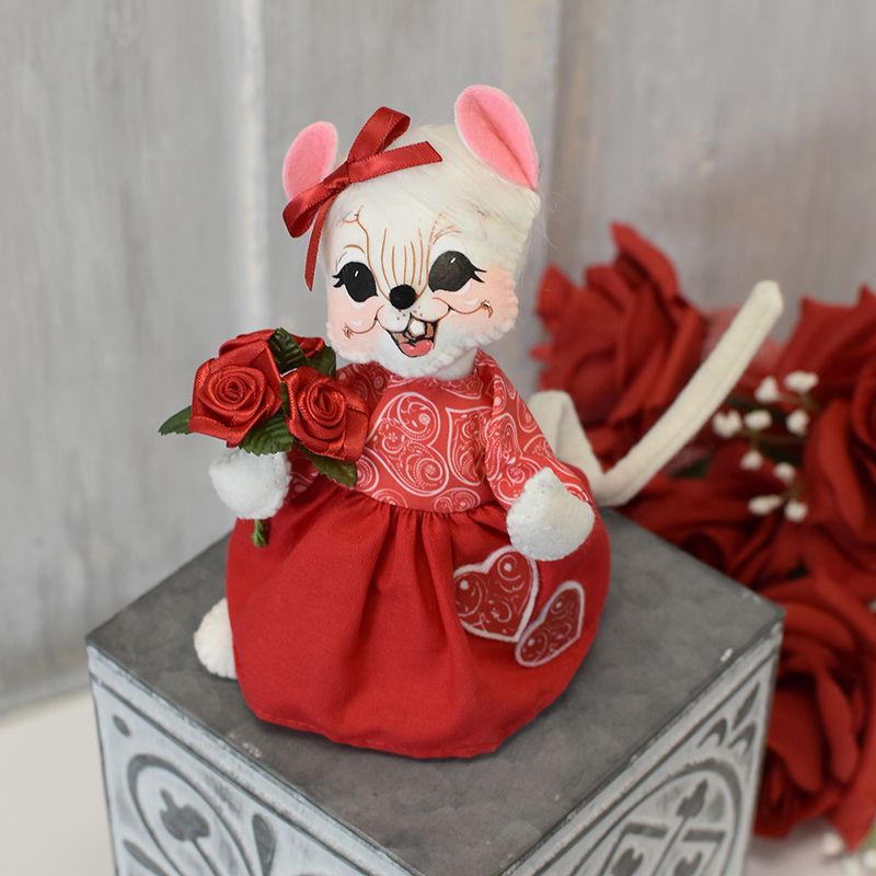 110723 6in Rose Bouquet Mouse-WEB