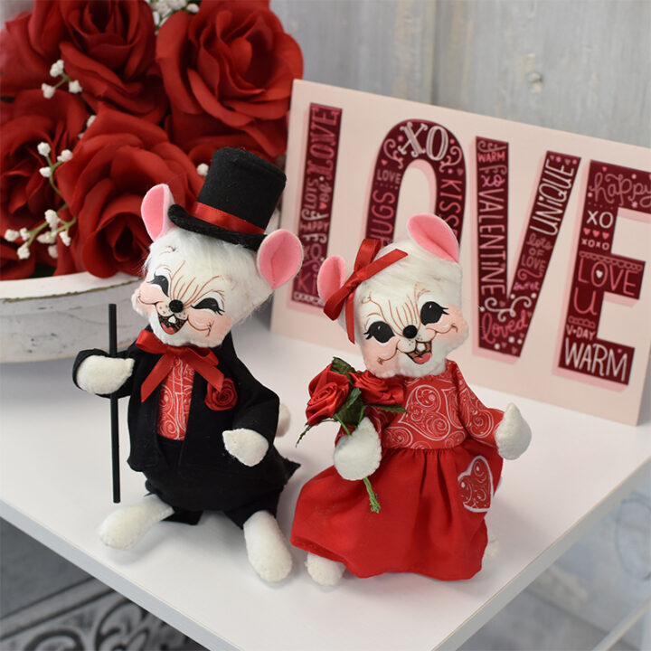 6in Rose Bouquet Mouse - Annalee Dolls