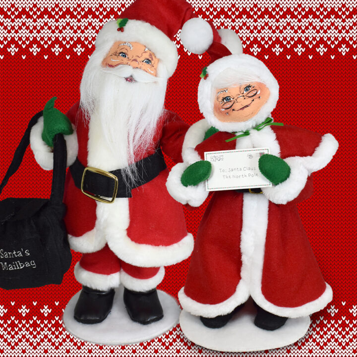 2022-HoHo-15in-Christmas-Delivery-Santa-Set