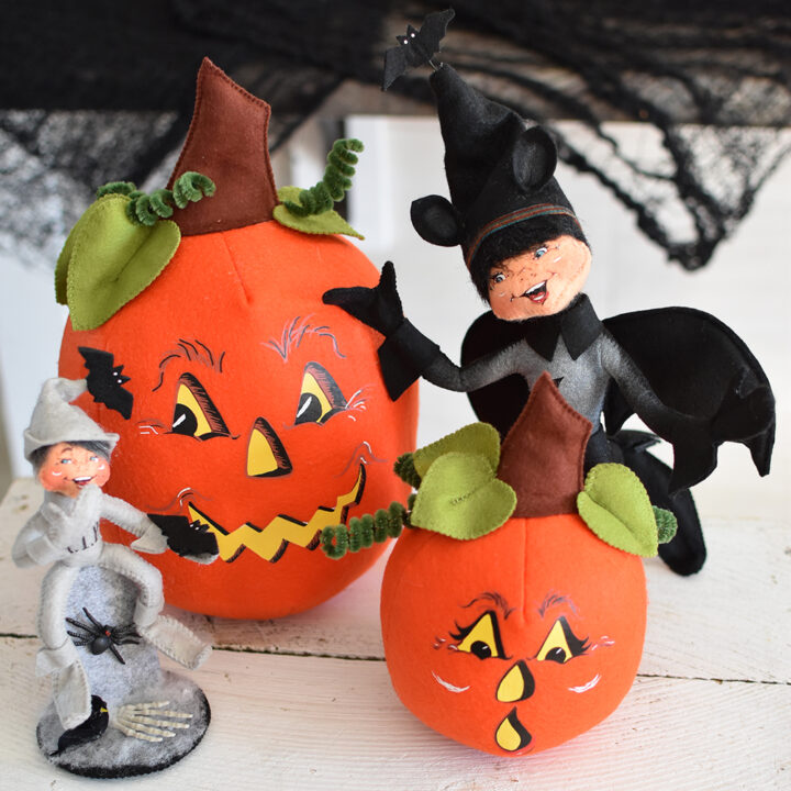 Halloween Decor - Annalee Dolls