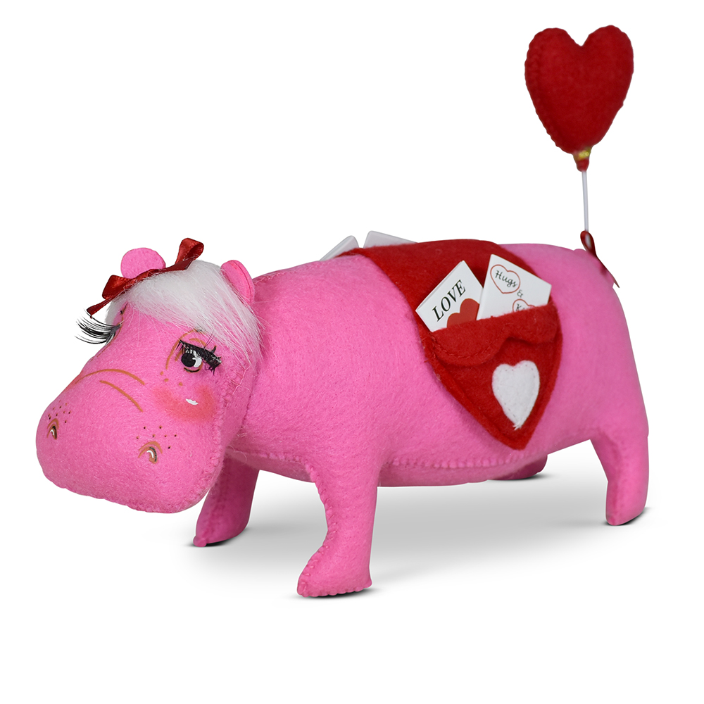110624 6in Heartfelt Hippo