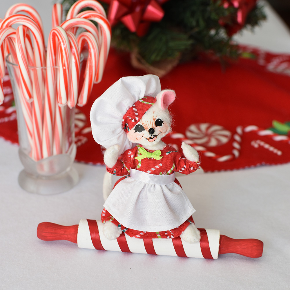 Vintage annalee christmas store mouse