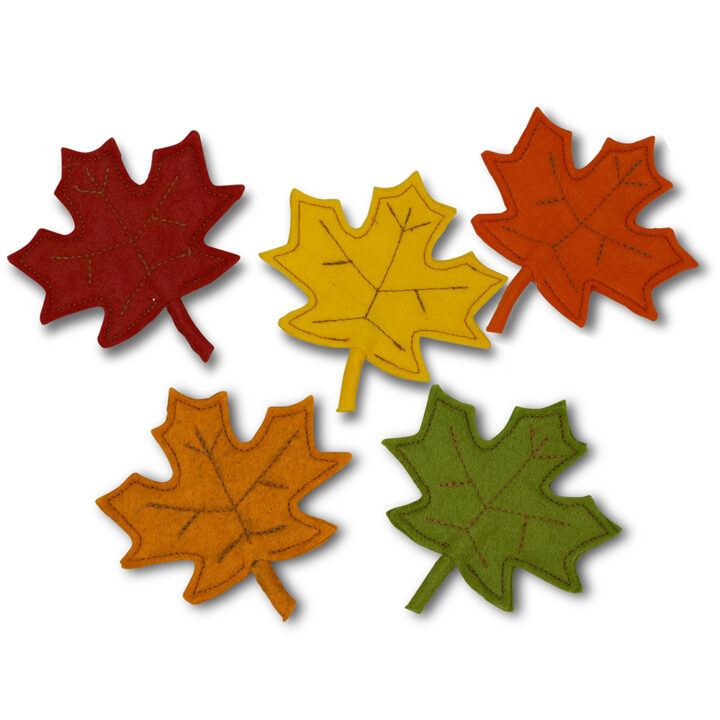 362123 Set of Maple Leaves-WEB