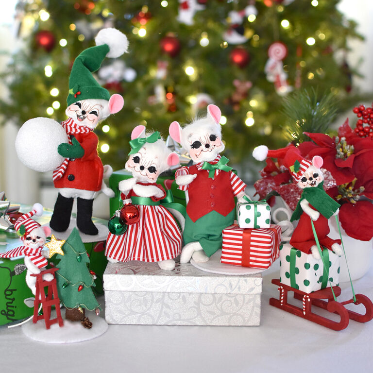 Annalee Dolls | Shop Our Collection by Type | Animals, Ornaments, & More