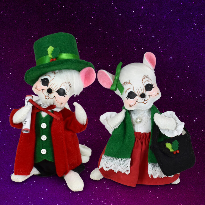 2022 Midnight Madness-6inChristmasShoppingMice