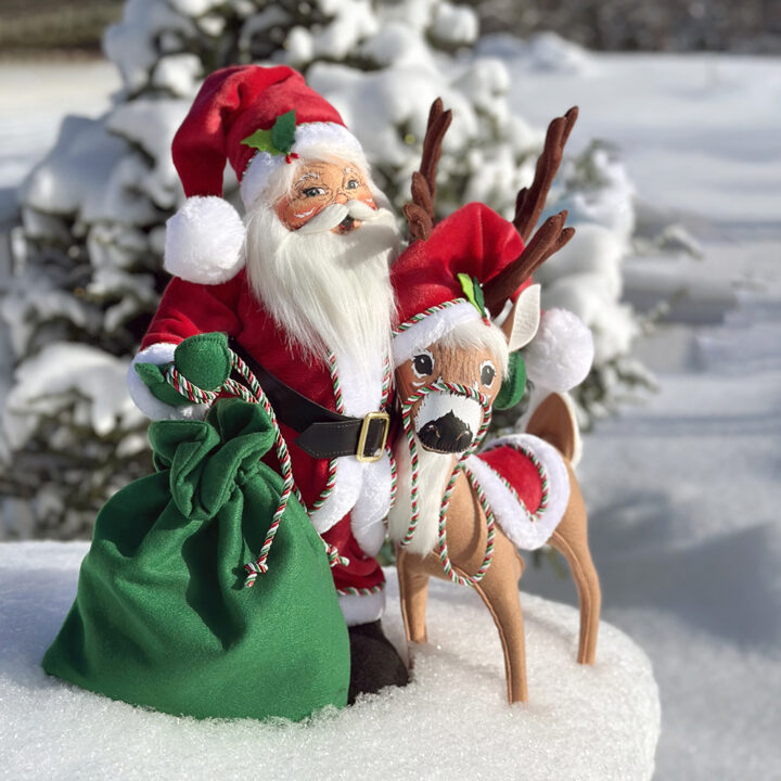 2025 20in Snowy Day Santa + Reindeer-WEB