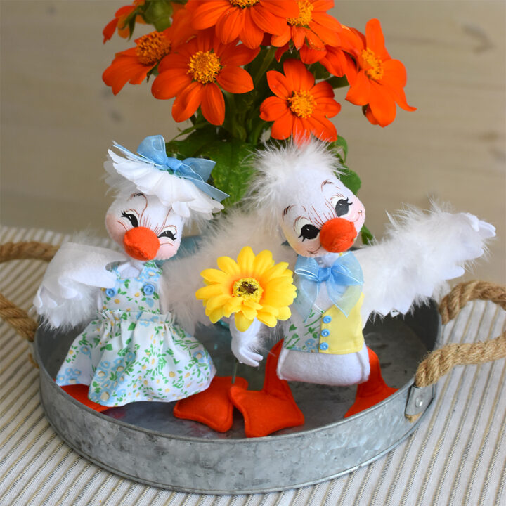 2025 6in Daisy Ducky Couple