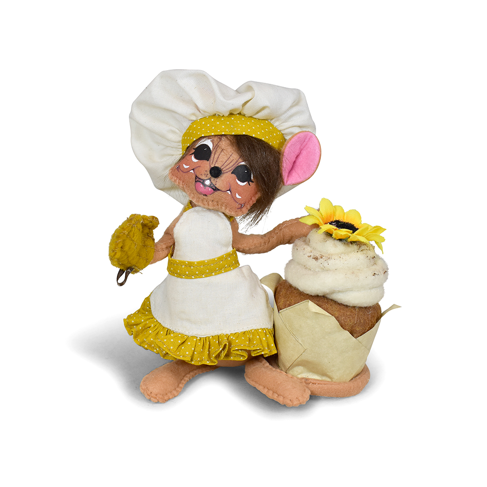 361025 6in Pumpkin Cupcake Chef