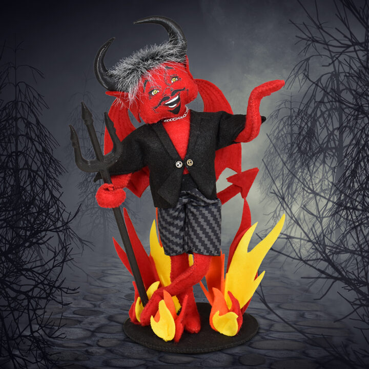 920925 10in The Sinister Smile - Devil-WEB