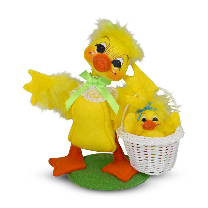 211626 7in Mama & Baby Ducky