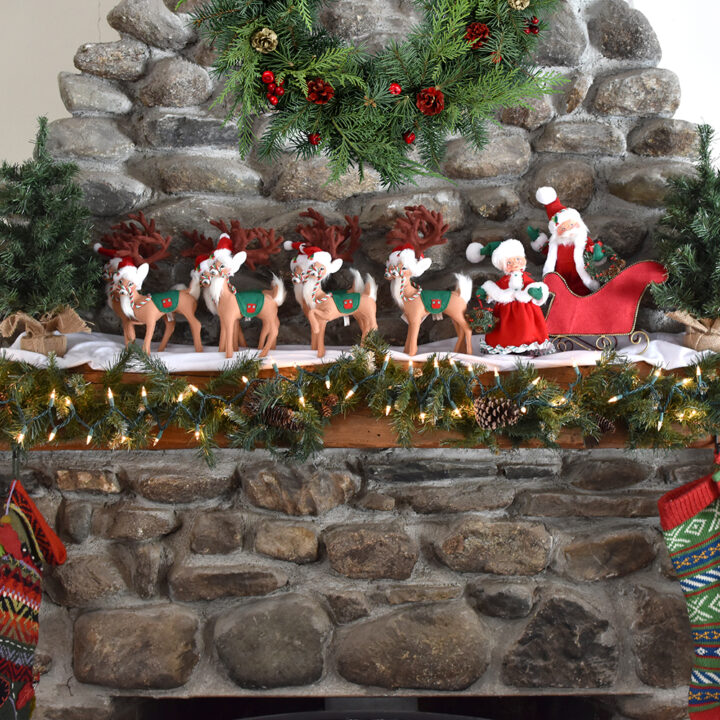 2025 Snowy Day Santa-Mrs+8 Reindeer Set