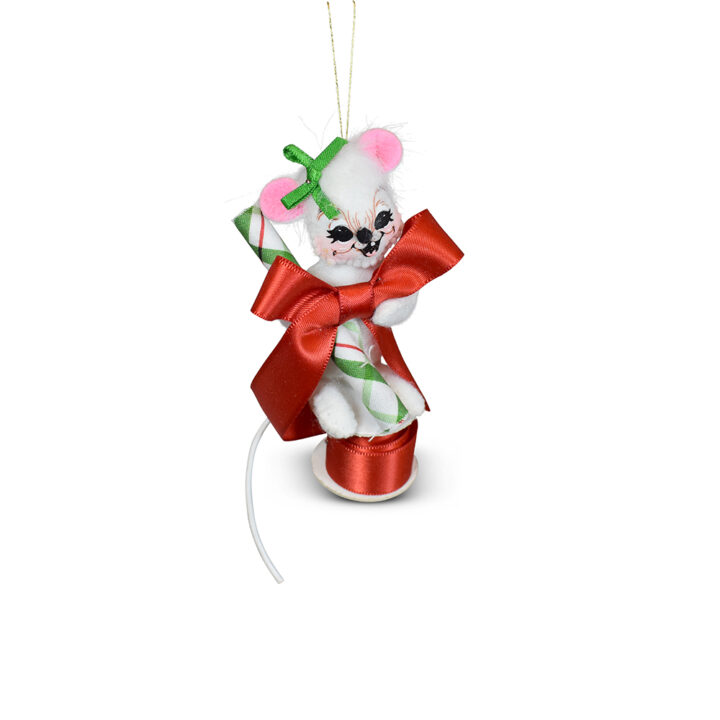 710626 3in Wrapped with Love Ribbon Mouse
