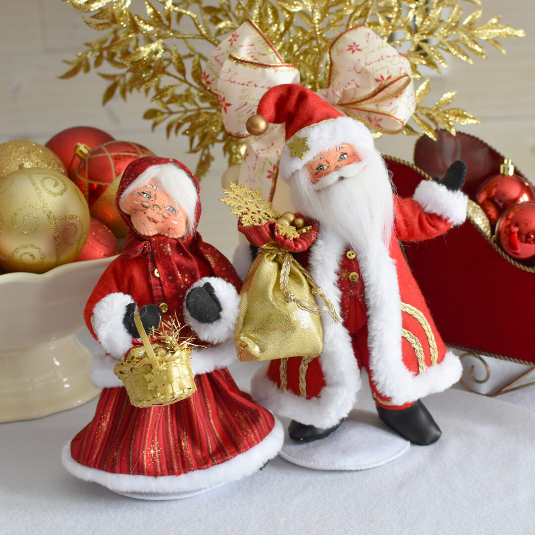 2026 9in Crimson & Gold Santa and Mrs-WEB